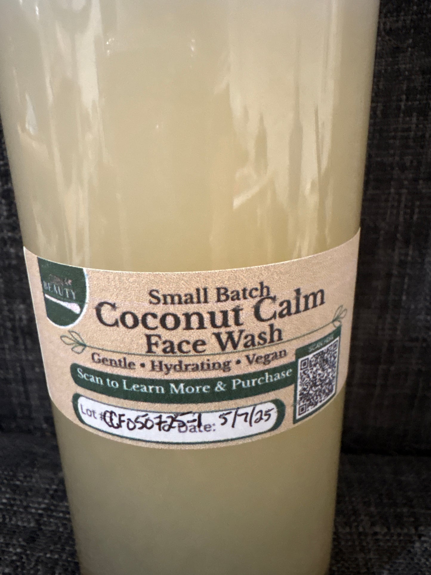 Coconut Calm Face Wash – Hydrating Aloe + Coconut Cleanser